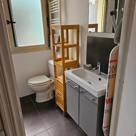 Jardin Lympia : Studio-jardin Port De Centre Apartment