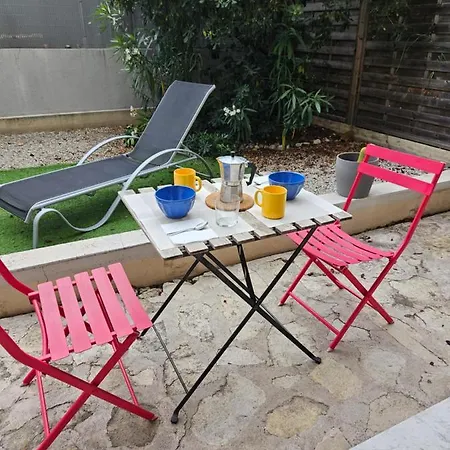 Jardin Lympia : Studio-jardin Port De Centre